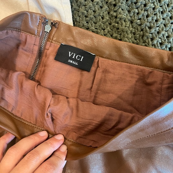 VICI brown leather skirt - Picture 5 of 8